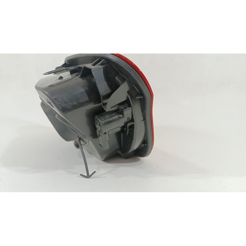 Recambio de tapa exterior combustible para opel astra k (b16) 1.6 cdti (68) referencia OEM IAM 39143516  