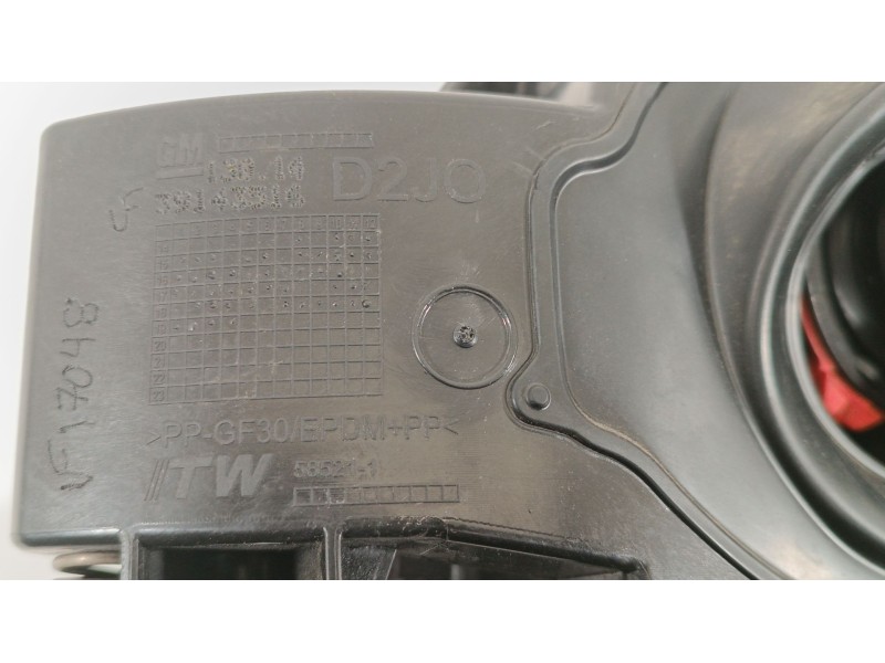 Recambio de tapa exterior combustible para opel astra k (b16) 1.6 cdti (68) referencia OEM IAM 39143516  
