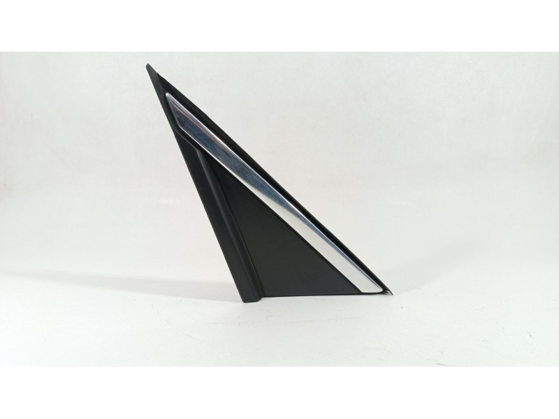 Recambio de moldura para opel astra k (b16) 1.6 cdti (68) referencia OEM IAM 39041995 51549103 
