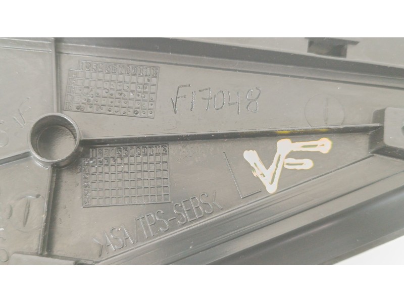 Recambio de moldura para opel astra k (b16) 1.6 cdti (68) referencia OEM IAM 39041995 51549103 