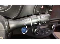 Recambio de mando limpia para toyota yaris (_p13_) 1.5 hybrid (nhp130_) referencia OEM IAM 846520D190  