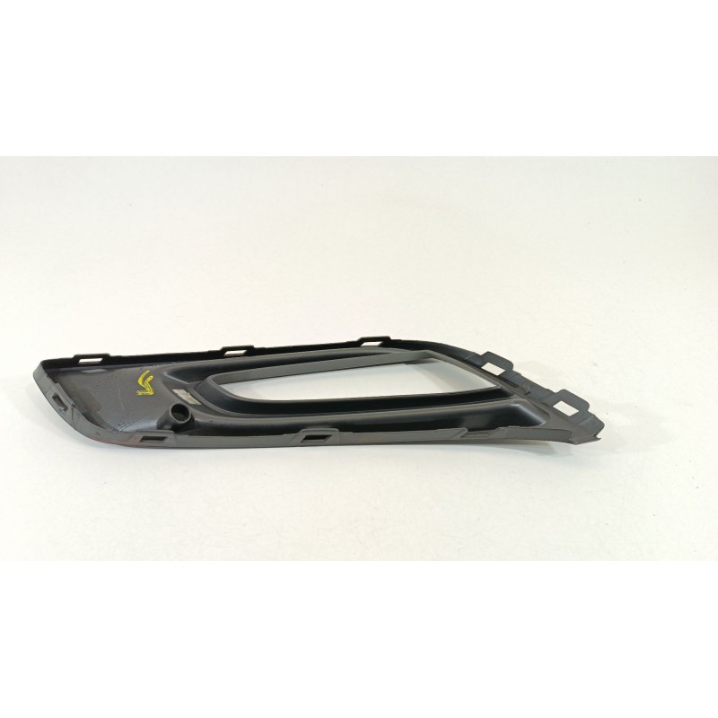 Recambio de rejilla paragolpes derecha para opel astra k (b16) 1.6 cdti (68) referencia OEM IAM 13481940 236528514 