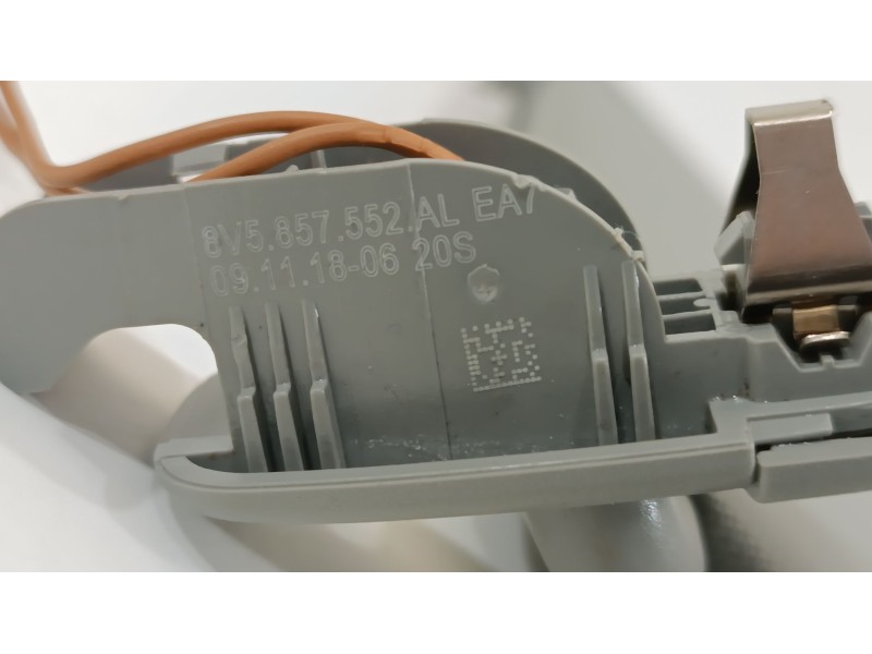 Recambio de parasol derecho para audi q2 (gab, gag) 35 tfsi referencia OEM IAM 8V5857552AL  