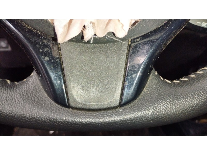 Recambio de volante para toyota yaris (_p13_) 1.5 hybrid (nhp130_) referencia OEM IAM 451000D 451020D30 