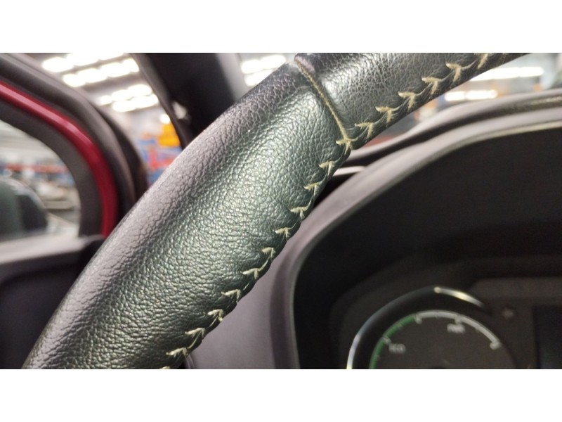 Recambio de volante para toyota yaris (_p13_) 1.5 hybrid (nhp130_) referencia OEM IAM 451000D 451020D30 