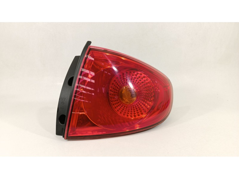 Recambio de piloto trasero derecho para seat altea (5p1) 2.0 tdi 16v 4wd referencia OEM IAM 5P0945096D 5P0945112 