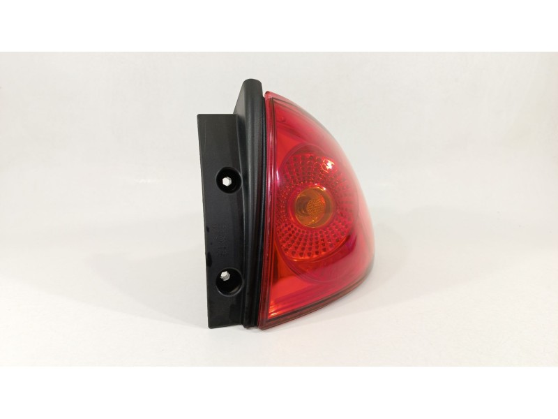 Recambio de piloto trasero derecho para seat altea (5p1) 2.0 tdi 16v 4wd referencia OEM IAM 5P0945096D 5P0945112 