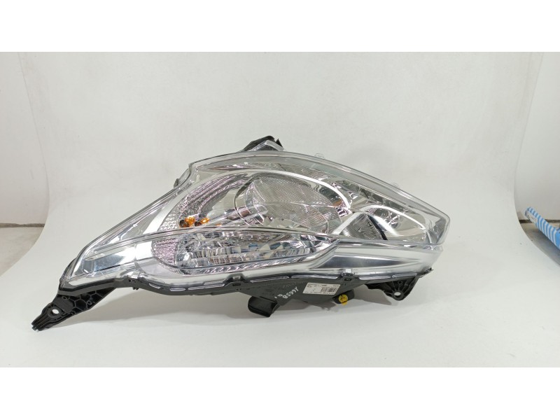 Recambio de faro izquierdo para peugeot 208 i (ca_, cc_) 1.4 hdi referencia OEM IAM 90030562 9802221880 