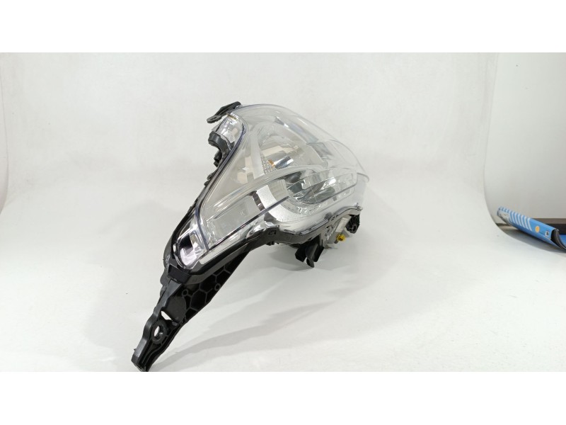 Recambio de faro izquierdo para peugeot 208 i (ca_, cc_) 1.4 hdi referencia OEM IAM 90030562 9802221880 