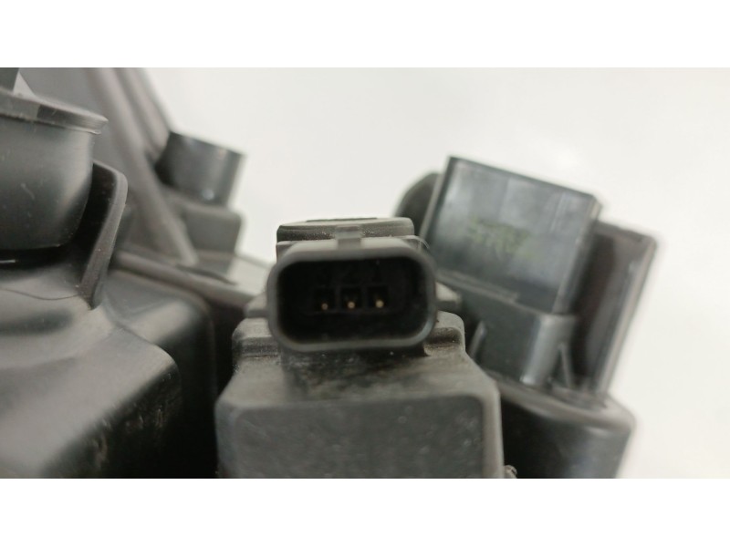 Recambio de faro izquierdo para peugeot 208 i (ca_, cc_) 1.4 hdi referencia OEM IAM 90030562 9802221880 