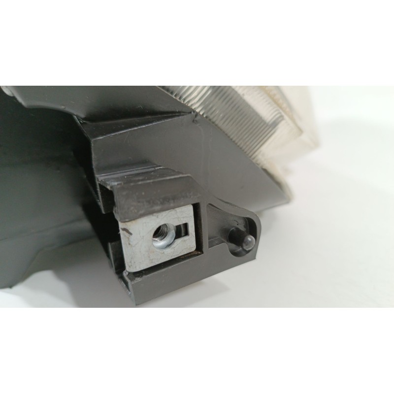 Recambio de faro derecho para toyota rav 4 iii (_a3_) 2.2 d 4wd (ala30_) referencia OEM IAM 8113042311  