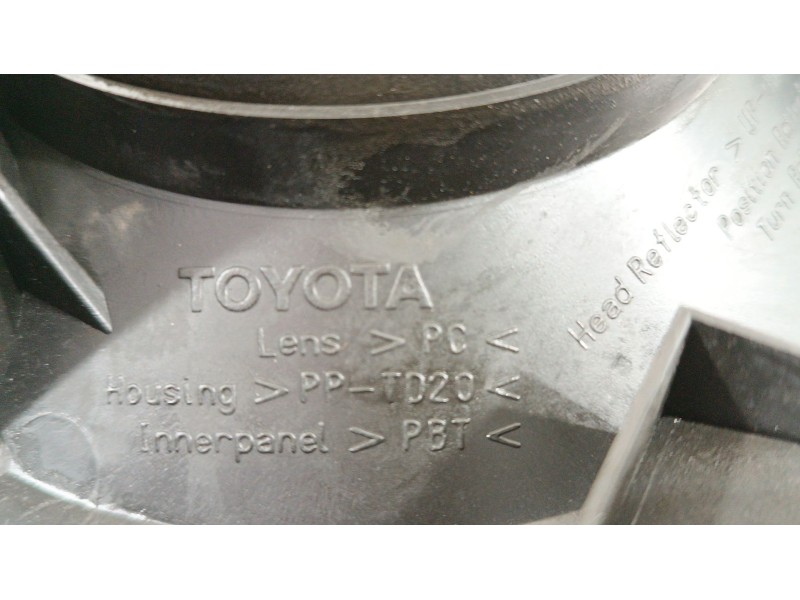 Recambio de faro derecho para toyota rav 4 iii (_a3_) 2.2 d 4wd (ala30_) referencia OEM IAM 8113042311  