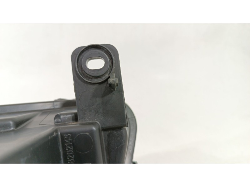 Recambio de faro derecho para peugeot 106 ii (1a_, 1c_) 1.1 i referencia OEM IAM 6205P4  