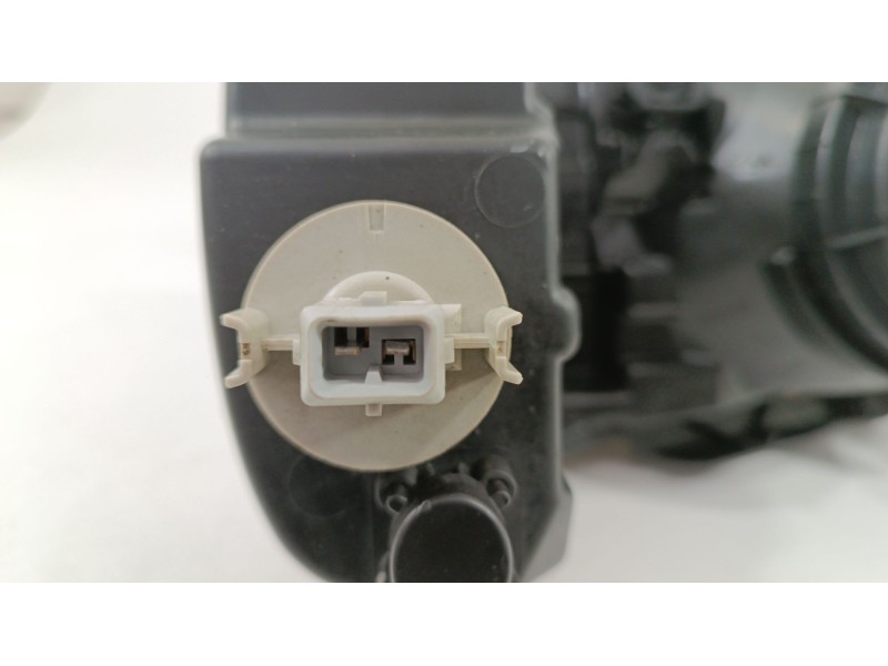Recambio de faro derecho para peugeot 106 ii (1a_, 1c_) 1.1 i referencia OEM IAM 6205P4  