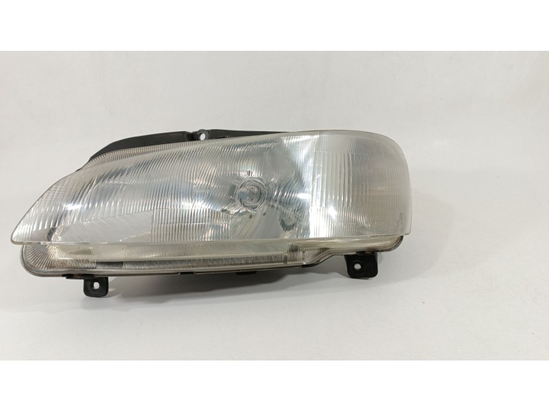 Recambio de faro izquierdo para peugeot 106 ii (1a_, 1c_) 1.1 i referencia OEM IAM 6204P4  