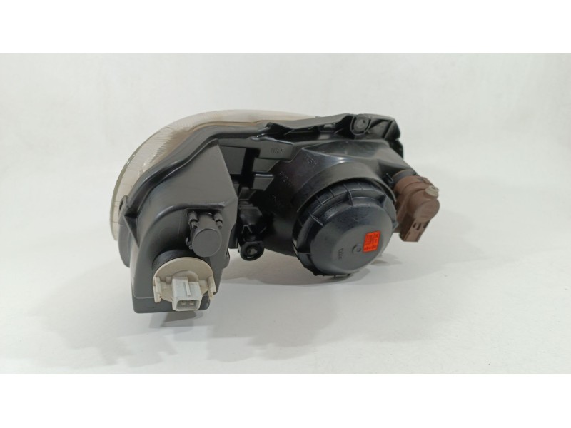 Recambio de faro izquierdo para peugeot 106 ii (1a_, 1c_) 1.1 i referencia OEM IAM 6204P4  