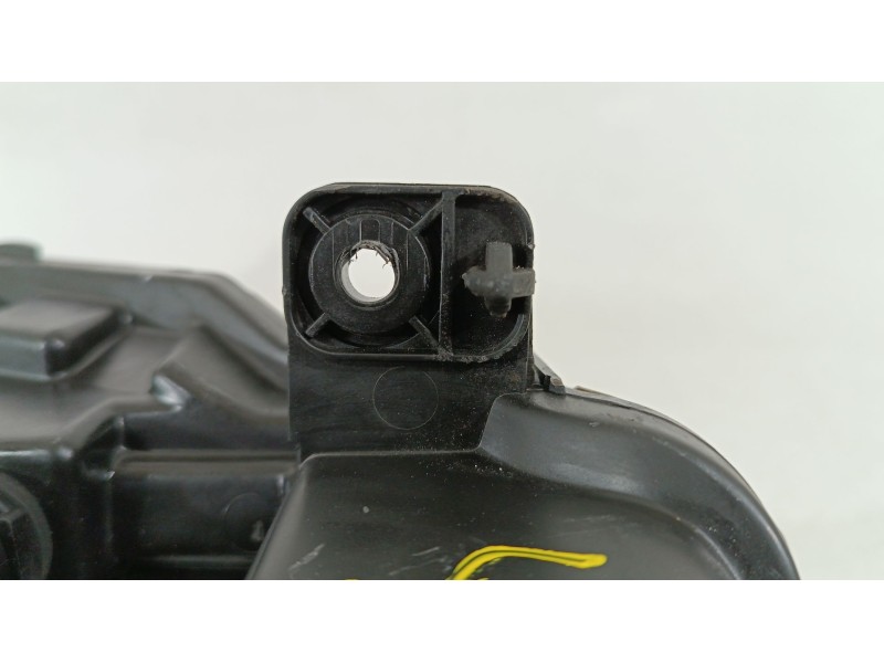 Recambio de faro izquierdo para peugeot 106 ii (1a_, 1c_) 1.1 i referencia OEM IAM 6204P4  