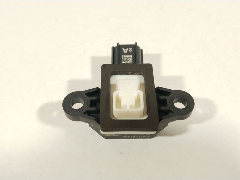 Recambio de sensor para hyundai kona (os, ose, osi) 1.6 gdi hybrid referencia OEM IAM 9593006000  