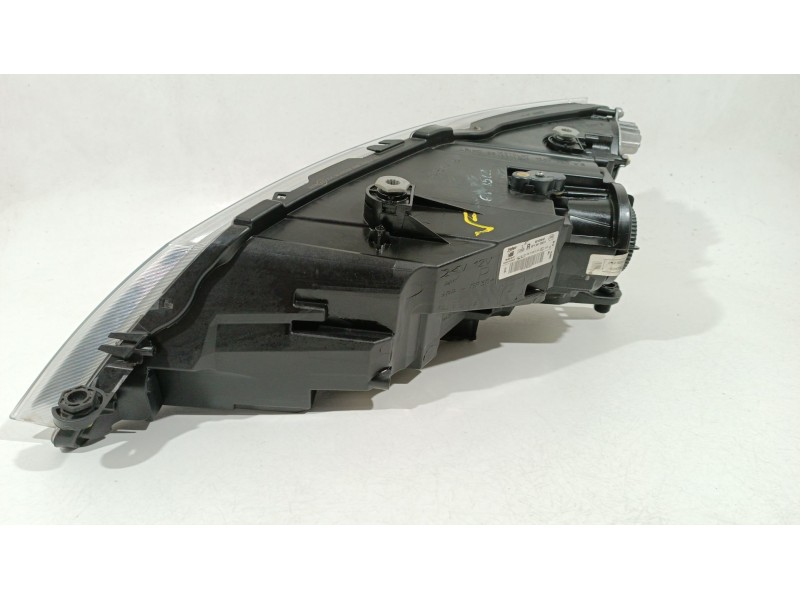 Recambio de faro derecho para seat leon st (5f8) 1.5 tsi referencia OEM IAM 5F1941008K 90100840 7P5941591AH