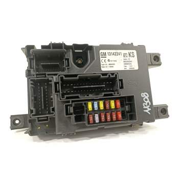 CAJA RELES / FUSIBLES 13142241 28084929 
