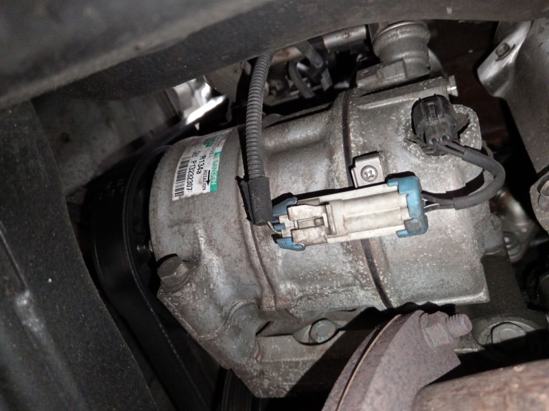 Recambio de compresor aire acondicionado para opel insignia a (g09) 2.0 cdti (68) referencia OEM IAM 13232307  