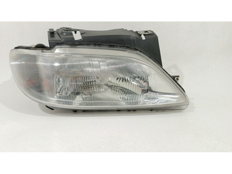 Recambio de faro derecho para citroën xsara break (n2) 1.9 td referencia OEM IAM 6205R5  