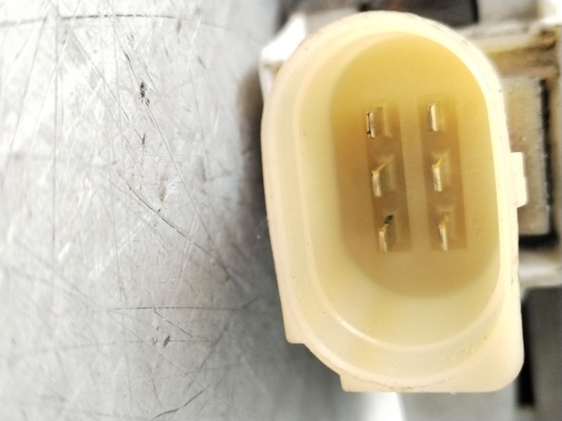 Recambio de elevalunas delantero derecho para bmw 3 (e90) 320 d referencia OEM IAM 7060266 627028 0130822227