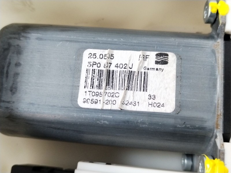 Recambio de elevalunas delantero derecho para seat toledo iii (5p2) 1.9 tdi referencia OEM IAM 5P0837402J 1K0959792H 