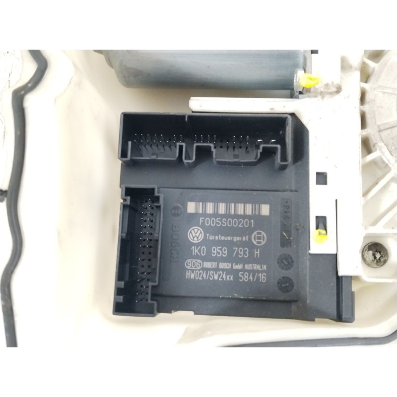Recambio de elevalunas delantero izquierdo para seat toledo iii (5p2) 1.9 tdi referencia OEM IAM 5P0837401J 1K0959793H 5P0837401