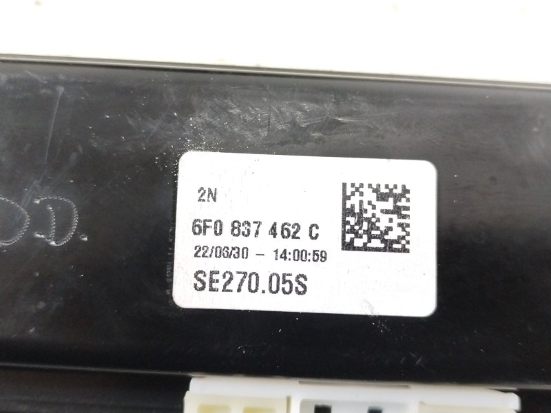 Recambio de elevalunas delantero derecho para seat ibiza (kj1) fr referencia OEM IAM 6F0837462C 2Q2959405E 0130822064
