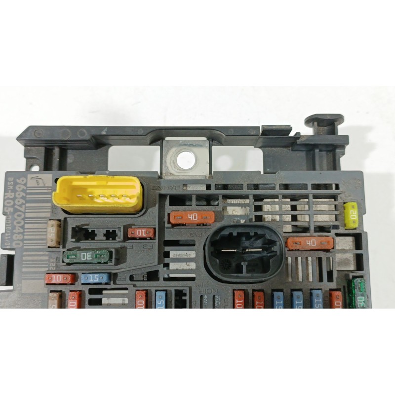 Recambio de caja reles / fusibles para citroën c4 i (lc_) 1.6 hdi referencia OEM IAM 9666700480 BSMR0500 