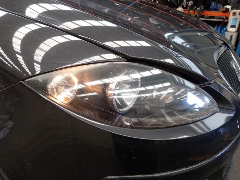 Recambio de faro derecho para seat toledo iii (5p2) 1.9 tdi referencia OEM IAM 5P1941006A 89309820 