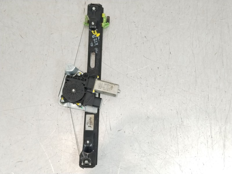 Recambio de elevalunas trasero derecho para bmw 3 (e90) 320 d referencia OEM IAM 7075884 707588414 13262410