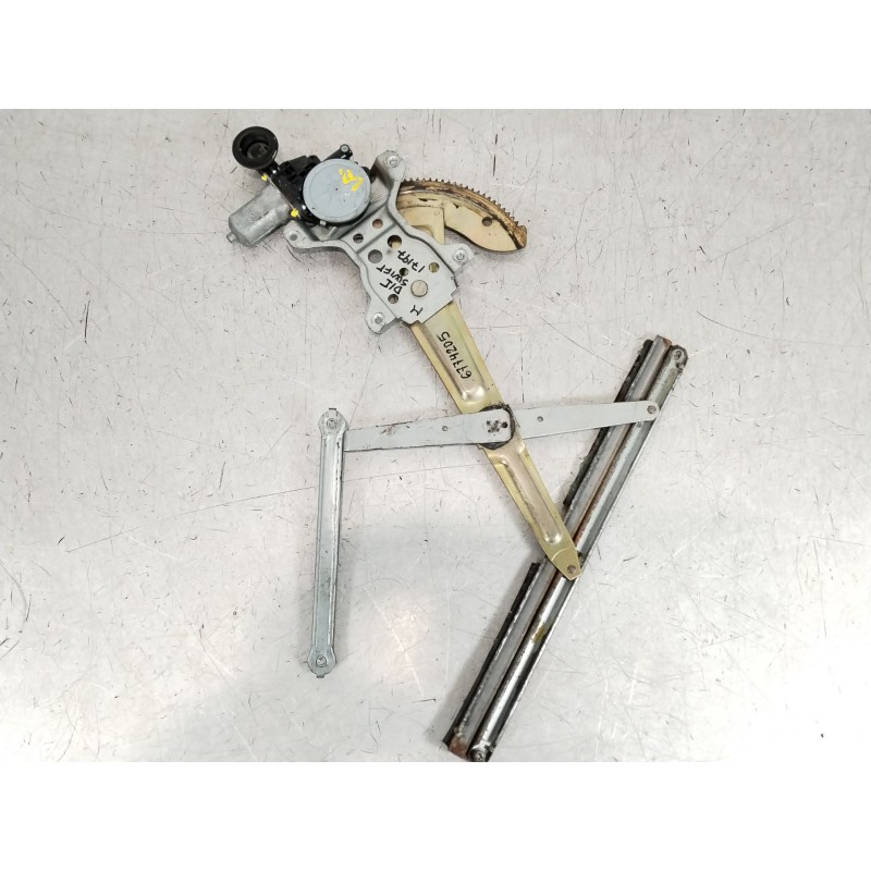 Recambio de elevalunas delantero izquierdo para suzuki swift iii (mz, ez) 1.5 (rs 415) referencia OEM IAM 8340263J51000  