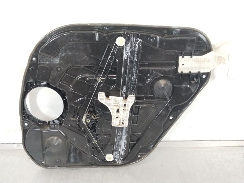 Recambio de elevalunas trasero izquierdo para kia carens iv 1.7 crdi referencia OEM IAM 83470A4020 83450A4000 83470A4000