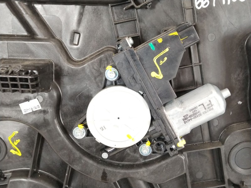 Recambio de elevalunas delantero izquierdo para kia carens iv 1.7 crdi referencia OEM IAM 82470A4260 82450A4010 
