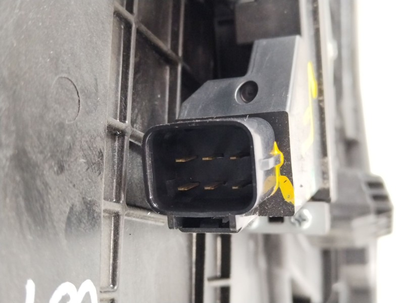 Recambio de elevalunas delantero izquierdo para kia carens iv 1.7 crdi referencia OEM IAM 82470A4260 82450A4010 
