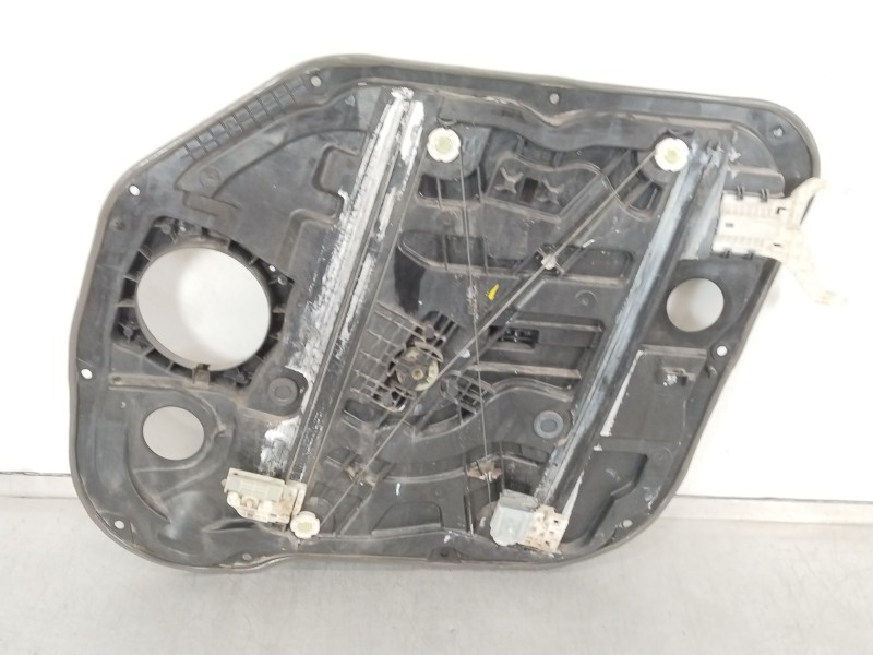 Recambio de elevalunas delantero izquierdo para kia carens iv 1.7 crdi referencia OEM IAM 82470A4260 82450A4010 