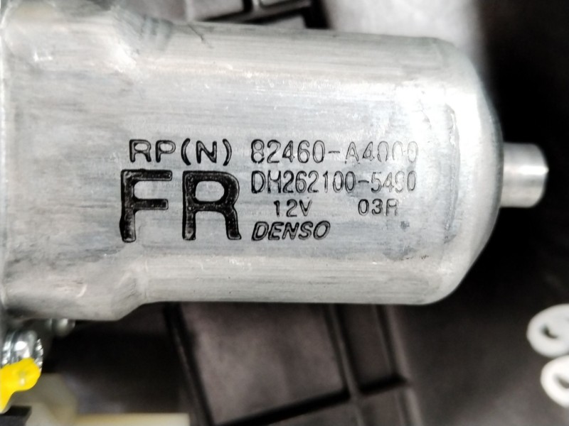Recambio de elevalunas delantero derecho para kia carens iv 1.7 crdi referencia OEM IAM 82480A4280 82460A4000 