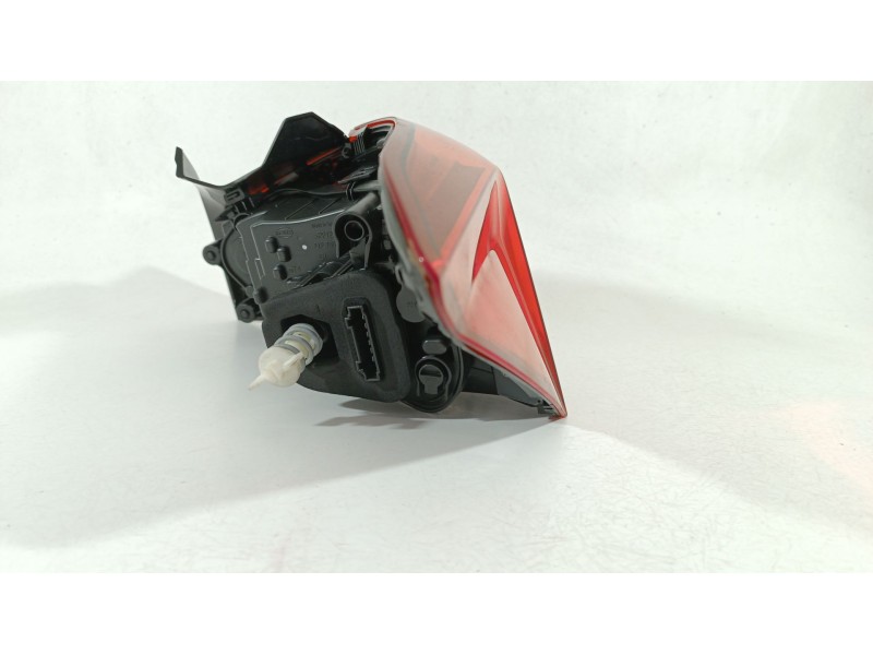 Recambio de piloto trasero izquierdo para seat ibiza (kj1) fr referencia OEM IAM 6F0945207J  