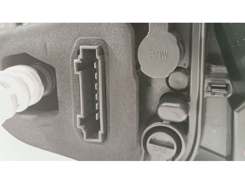 Recambio de piloto trasero izquierdo para seat ibiza (kj1) fr referencia OEM IAM 6F0945207J  