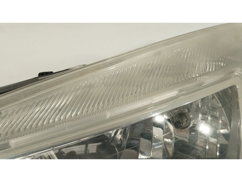 Recambio de faro izquierdo para opel astra j (p10) 1.7 cdti (68) referencia OEM IAM 13253646 1EG01001101 