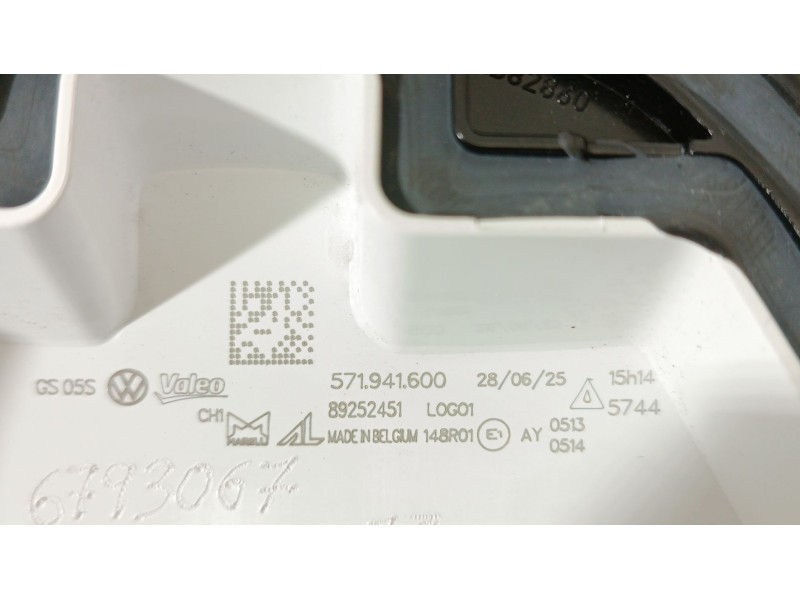 Recambio de emblema para volkswagen tiguan (ad1, ax1) 1.5 tsi referencia OEM IAM 571941600  