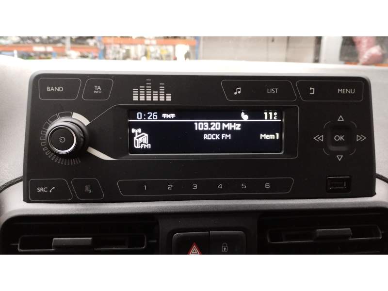 SISTEMA AUDIO / RADIO CD 98392691ZD 4390160113
