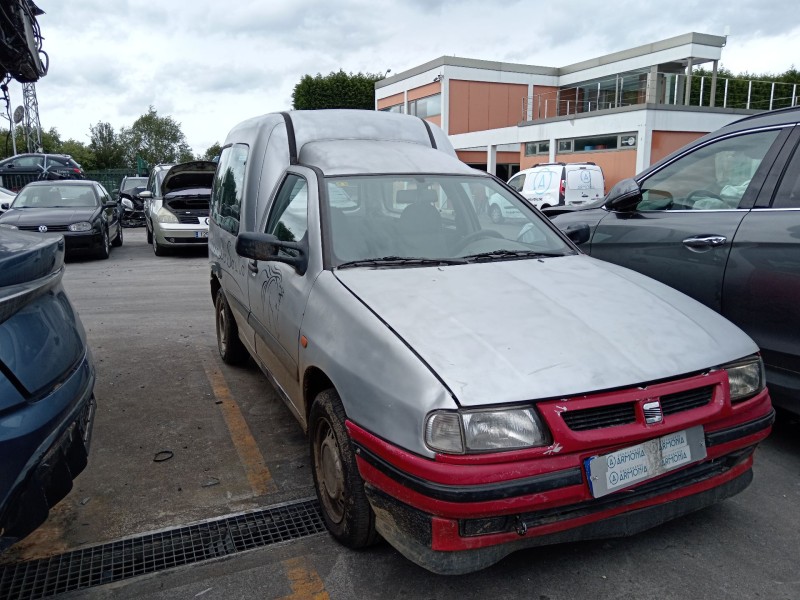 seat inca (6k9) del año 1996