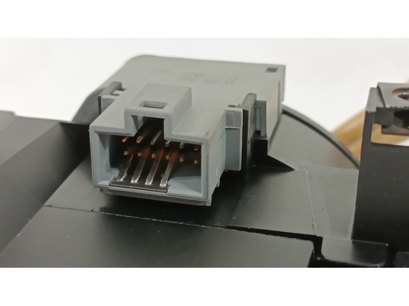 Recambio de mando luces para fiat grande punto (199_) 1.4 (199axb1a) referencia OEM IAM 735410423 7354104230 619400410