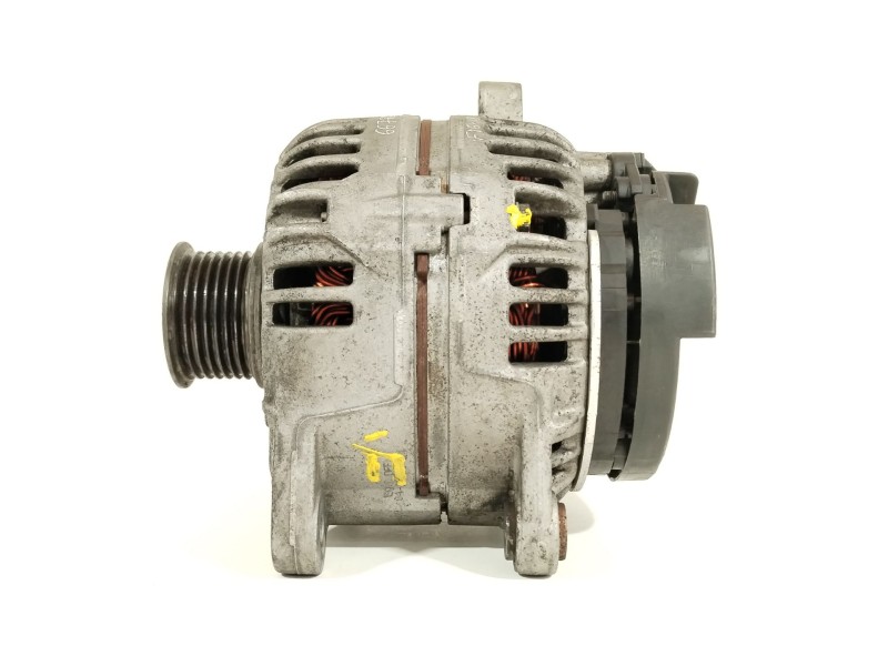 Recambio de alternador para renault master ii furgoneta (fd) 2.5 dci 120 referencia OEM IAM 8200190721 0124525044 