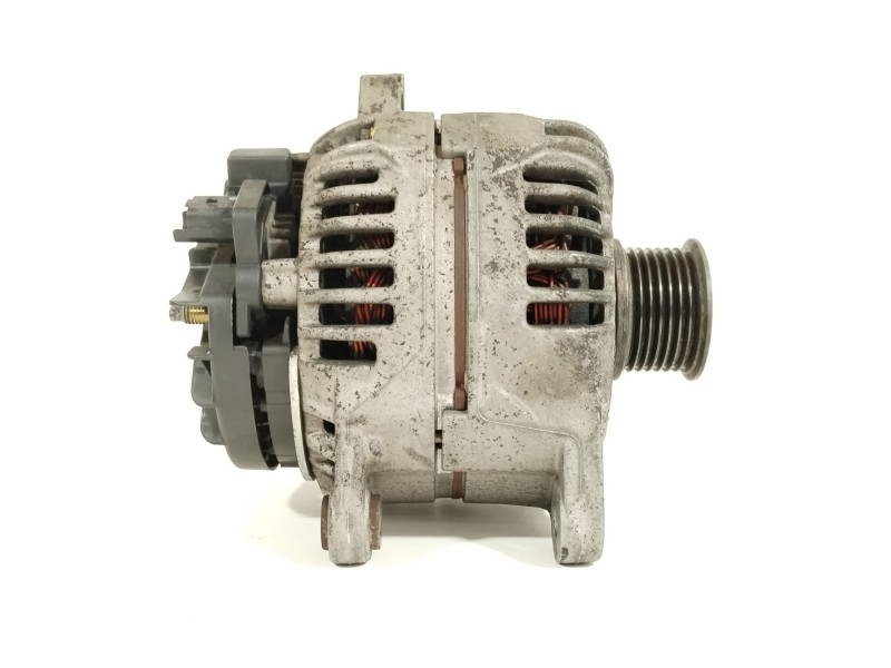 Recambio de alternador para renault master ii furgoneta (fd) 2.5 dci 120 referencia OEM IAM 8200190721 0124525044 