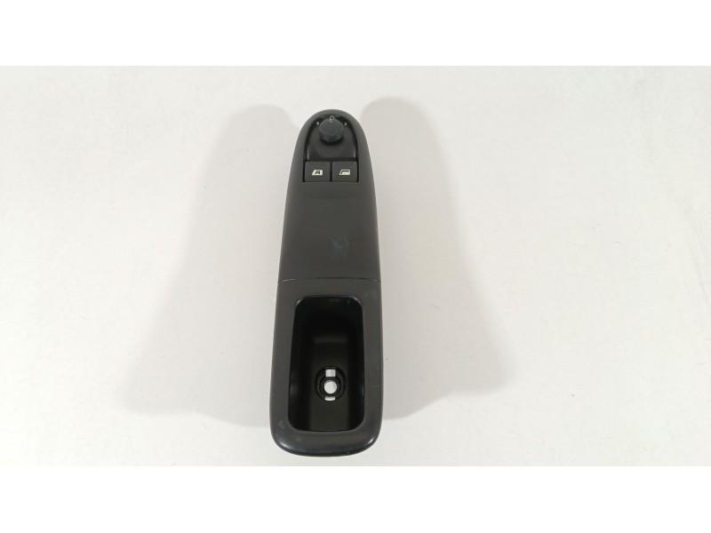 Recambio de mando elevalunas delantero izquierdo para peugeot 406 (8b) 2.0 hdi 90 referencia OEM IAM 6552YX  