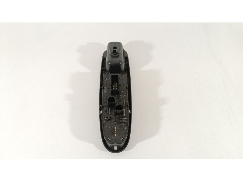 Recambio de mando elevalunas delantero izquierdo para peugeot 406 (8b) 2.0 hdi 90 referencia OEM IAM 6552YX  